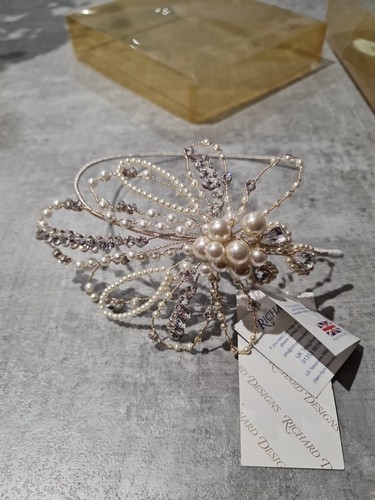 Tiara - Picture 1 of 5