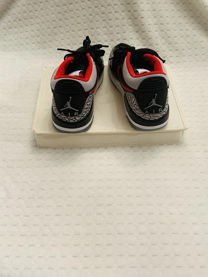 Nike Air Jordan Legacy 312 Youth 7Y CD9054-004 Black Cement Gray Sneakers - Image 4 of 4