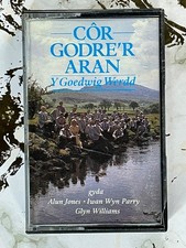 Cor Godre  r Aran, Y Goedwig Werdd Cassette Tape