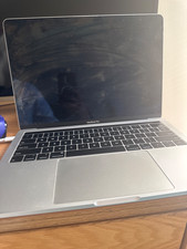 Apple MacBook Pro 13" 256GB SSD, Intel Core i5-8279U, 2.40GHz, 8GB RAM Laptop