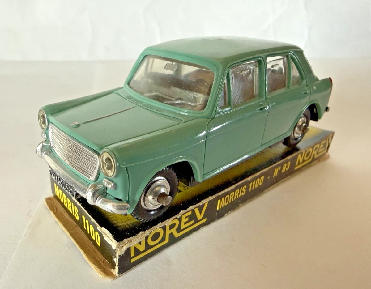 Minichamps 1:18 Morris Minor Million RHD année 1960 violet 150137001