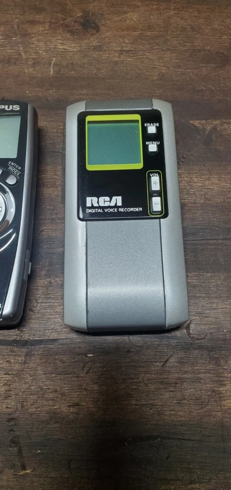 Olympus Digital Voice Recorder VN-960PC 128 MB 16.5 Hrs Plus RCA recorder Works - Image 4 of 4