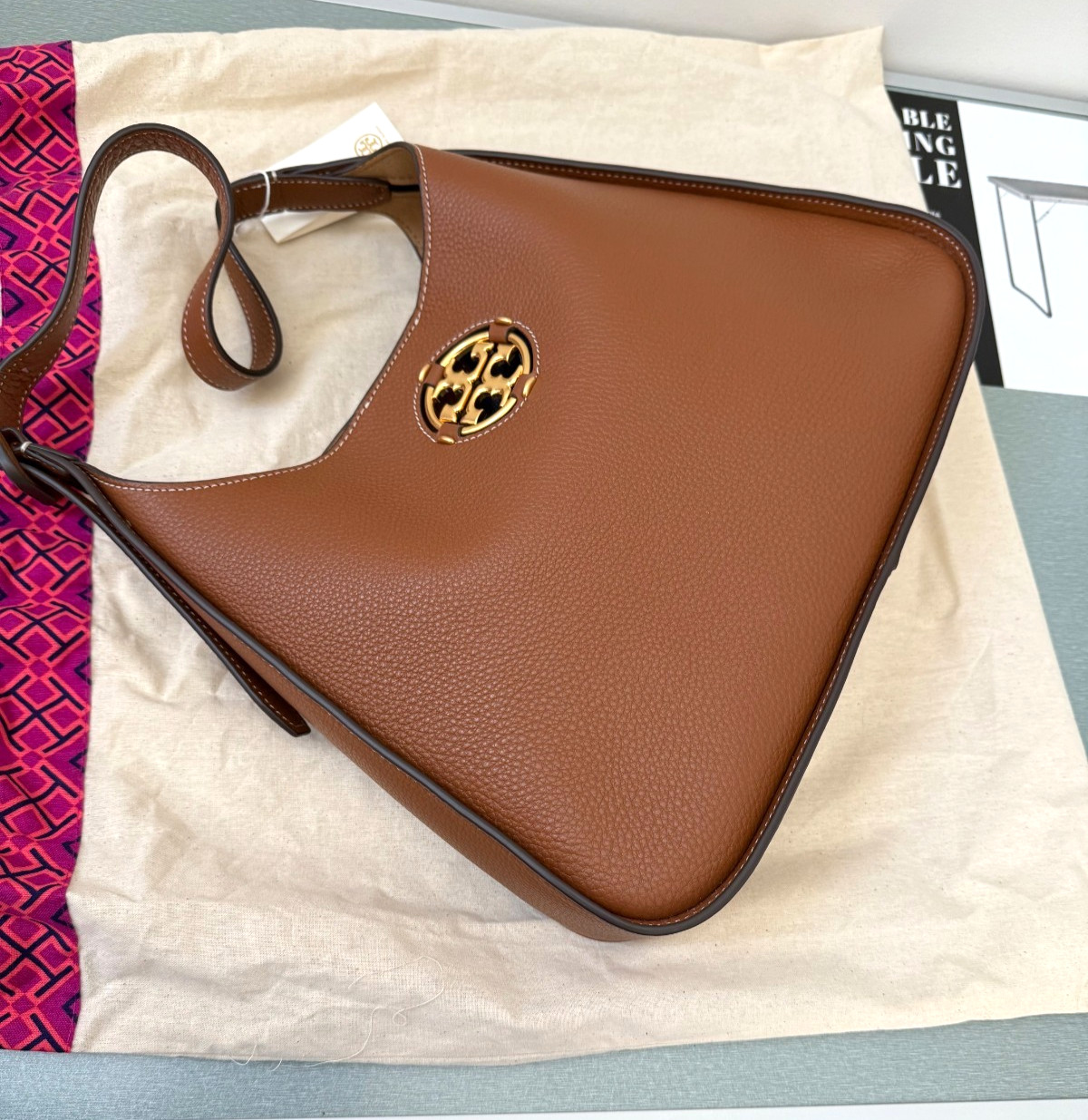 Tory Burch Miller Leather Small Hobo/Crossbody Bag/Shoulder Bag Light Umber-$498 thumbnail 2