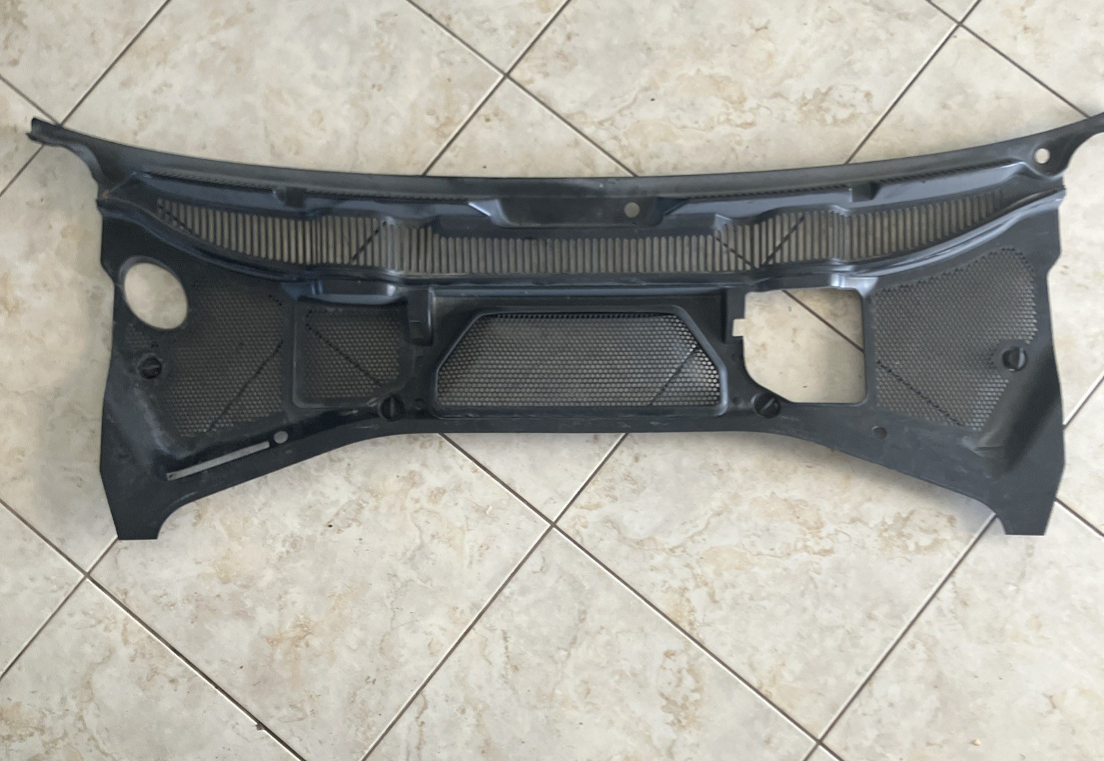 2003-2010 BENTLEY CONTINENTAL GT FRONT WINDSHIELD WIPER COWL VENT COVER OEM