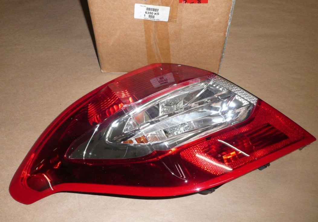 Eviter contre-visite avec feu arriere gauche Citroen DS4 C4 II PSA 6350.KS