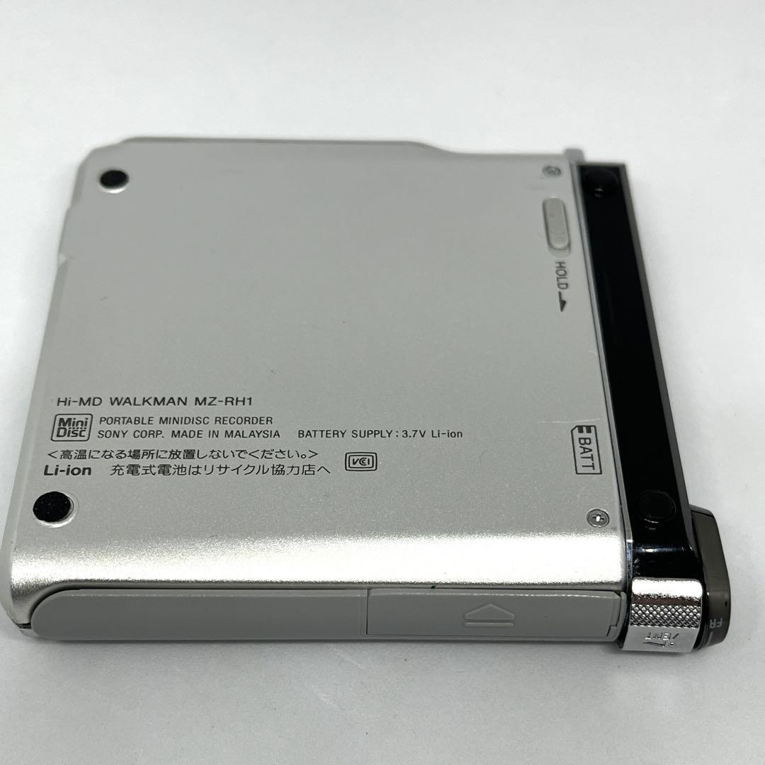 [完動品] SONY MD WALKMAN MZ-RH1 シルバー SONY MZ-RH1 Walkman Hi-MD Player MiniDisc Recorder Silver