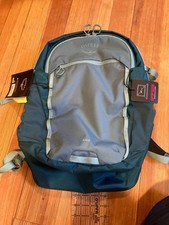 Osprey Axis 24L Laptop/Everyday Backpack - Su...