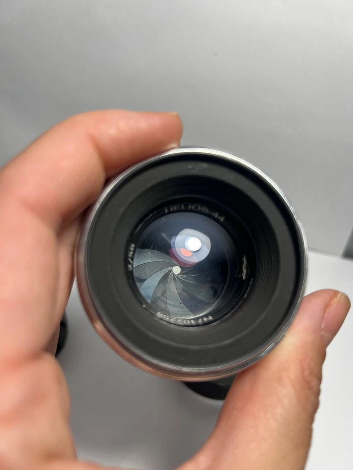 KMZ Helios-44 Silver 13 blades, 58mm F/2.0, M42 mount, USSR Lens FULLY SERVICED - Image 4 of 4