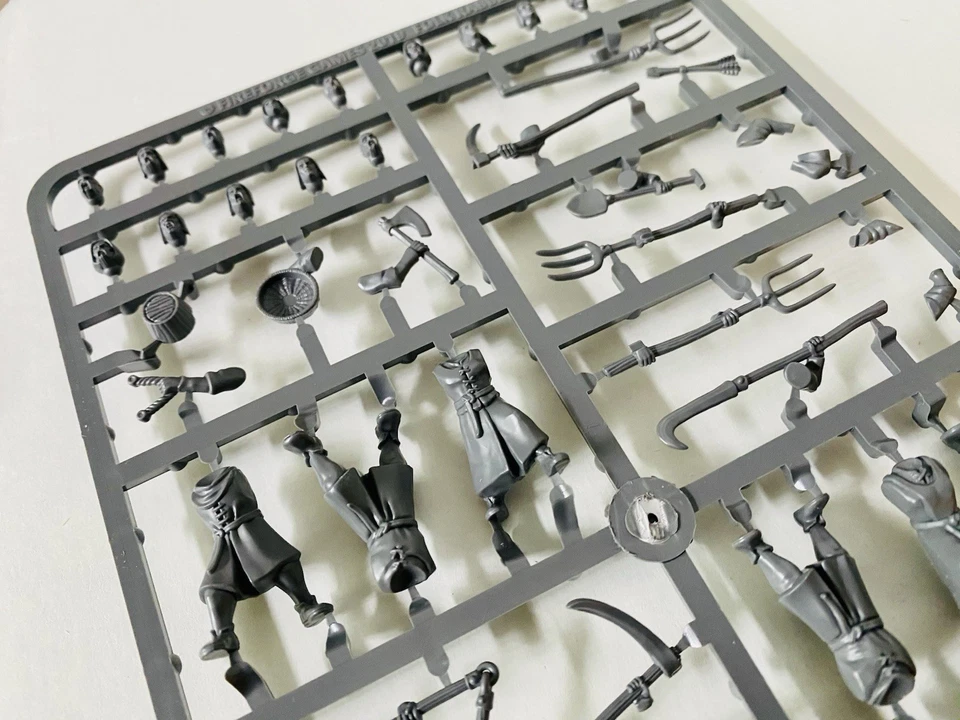Forgotten World Northmen Folk Rabble • Nuevo • 1 Sprue • 6 Minis • Juegos Fireforge Foto 4 de 4