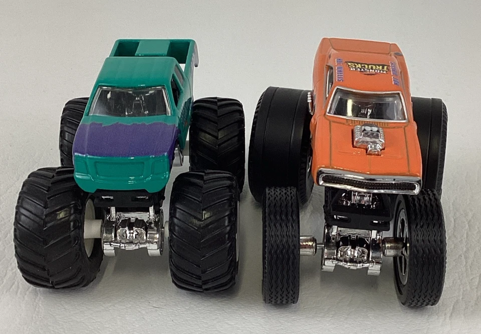 Lote de vehículos Hot Wheels Monster Jam King Krunch Dodge Charger camiones diecast 1:64 Foto 2 de 4