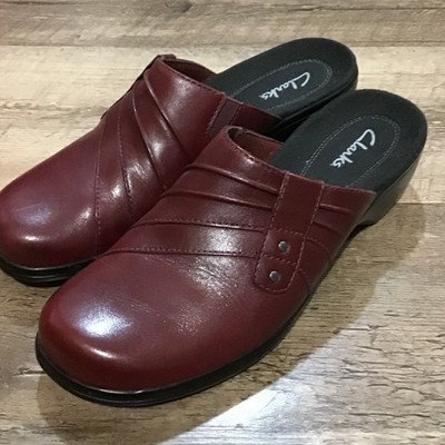 Clarks Prairie Flower Women's Size 7 Burgundy Leather Slip On Clogs
