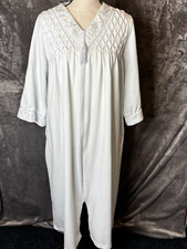 Miss Elaine Robe Womens PM Pale Blue Embroidered Full Zip Pin Tucks 3/4 Sleeve
