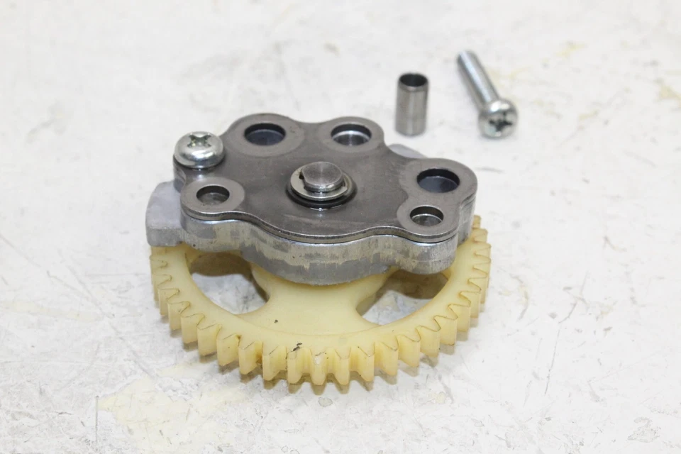 Kawasaki Z125 Pro 2018 OEM motor bomba de aceite de agua engranaje Foto 4 de 4