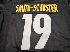 Ju Ju Smith Schuster Pittsburgh Steelers NFL #19 Youth Jersey Size M Nike