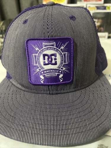 Coburn New Era Kappe - königlich lila DC Mütze