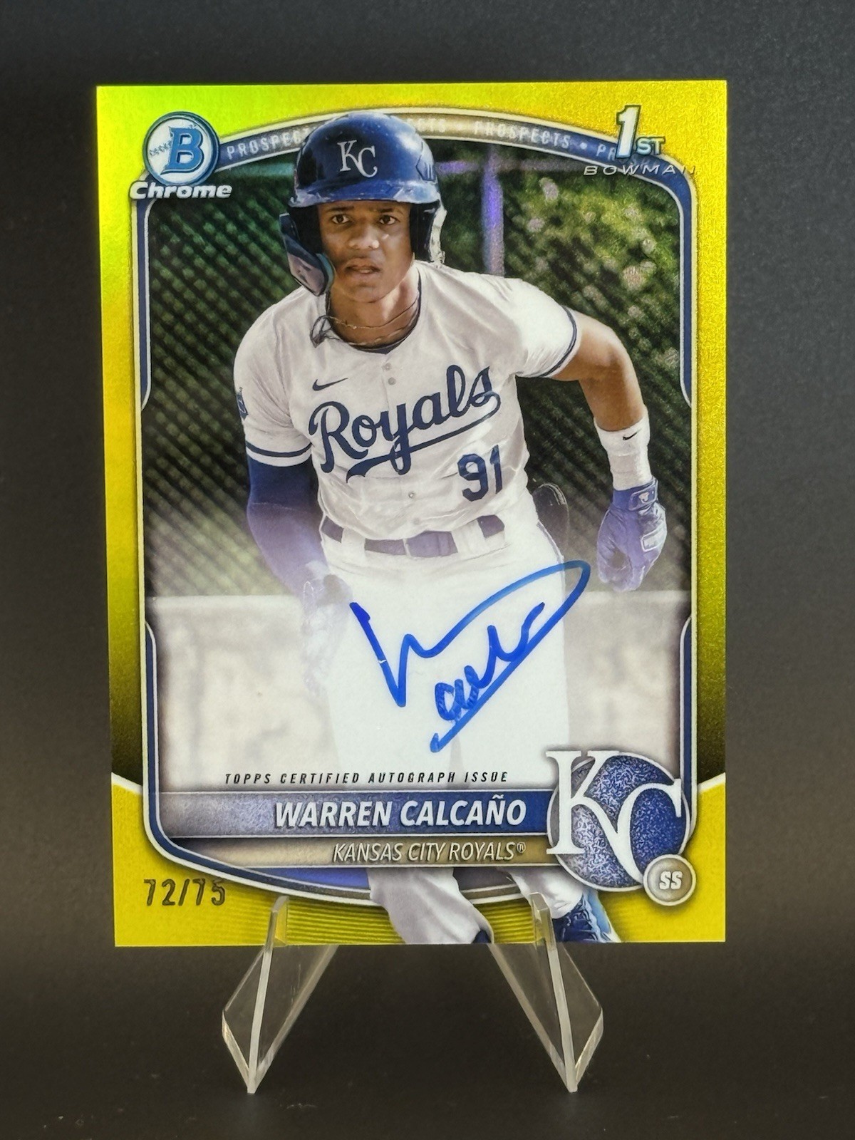 WARREN CALCANO 2025 BOWMAN CHROME 1ST YELLOW REFRACTOR AUTO /75 Q4496