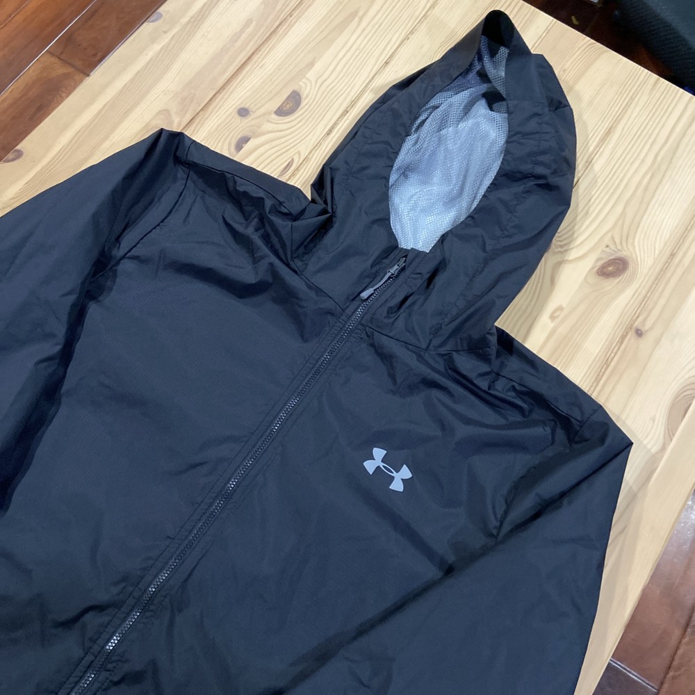 Under Armour Storm Forefront Black XL Rain Jacket Windbreaker for Outdoor Adventures