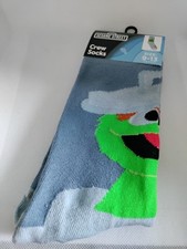 Sesame Street Oscar The Grouch Crew Socks Green NWT Size 9-13 Men