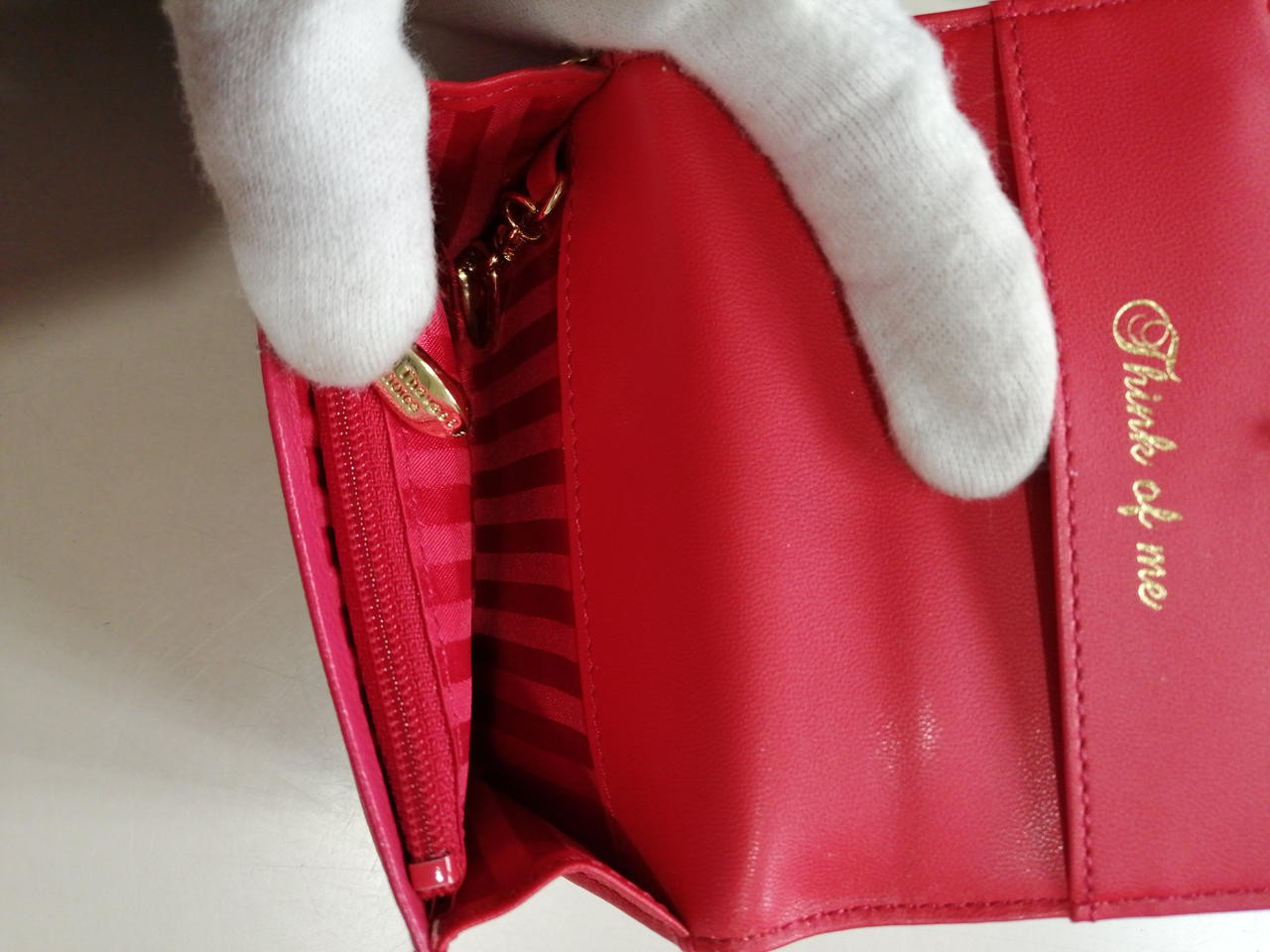 Pass Case Model RED Excellent Condition SAMANTHA … - image 6