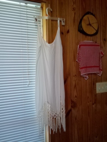 Litchi Design By Korka Silk Ivory Sleeveless V Neck M Dress With Fringe - Picture 6 of 9