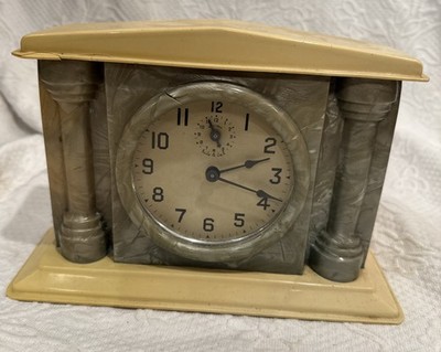 Celluloid/Bakelite Mantel Clock Made In USA Gothic Building Style 9  base Works