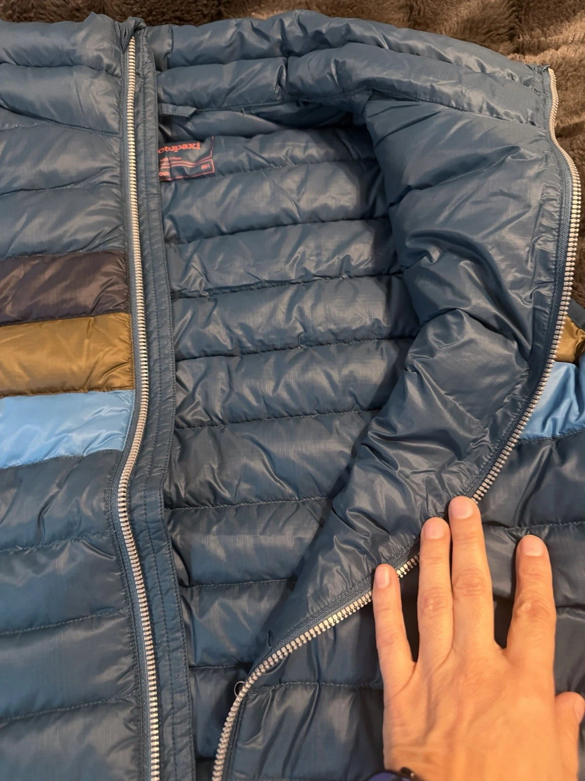 Cotopaxi Fuego Men's M 800 Fill Down Full Zip Striped Puffer Vest Blue image 3