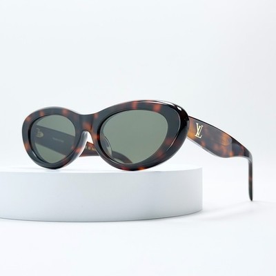 Louis Vuitton Z1983E Oval Sunglasses Tortoiseshell Frame Green Tint Lens