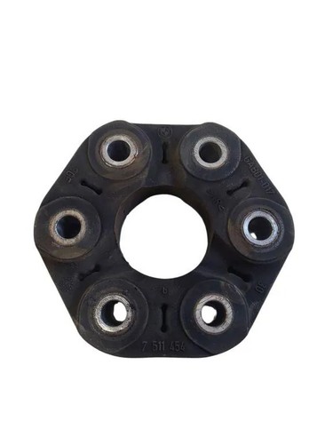 BMW 3 F30, F80 Propshaft Rubber Coupling 7511454 2.00 Diesel 2012 33608951