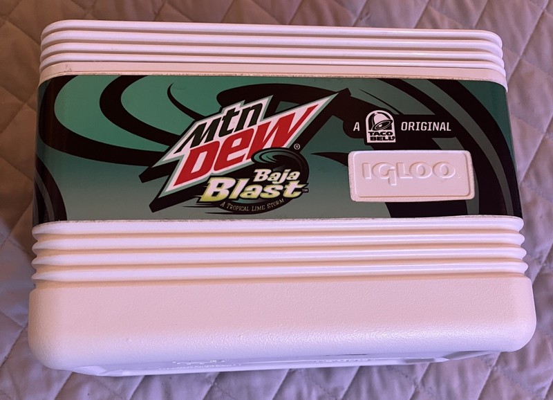 RARE NEW Mountain DEW Baja Blast Taco Bell contest Igloo Cooler Promo Collectors