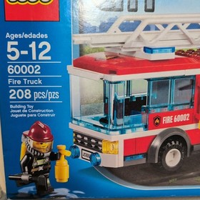Brand New Sealed LEGO City 60002 Fire Truck Complete Set Retired