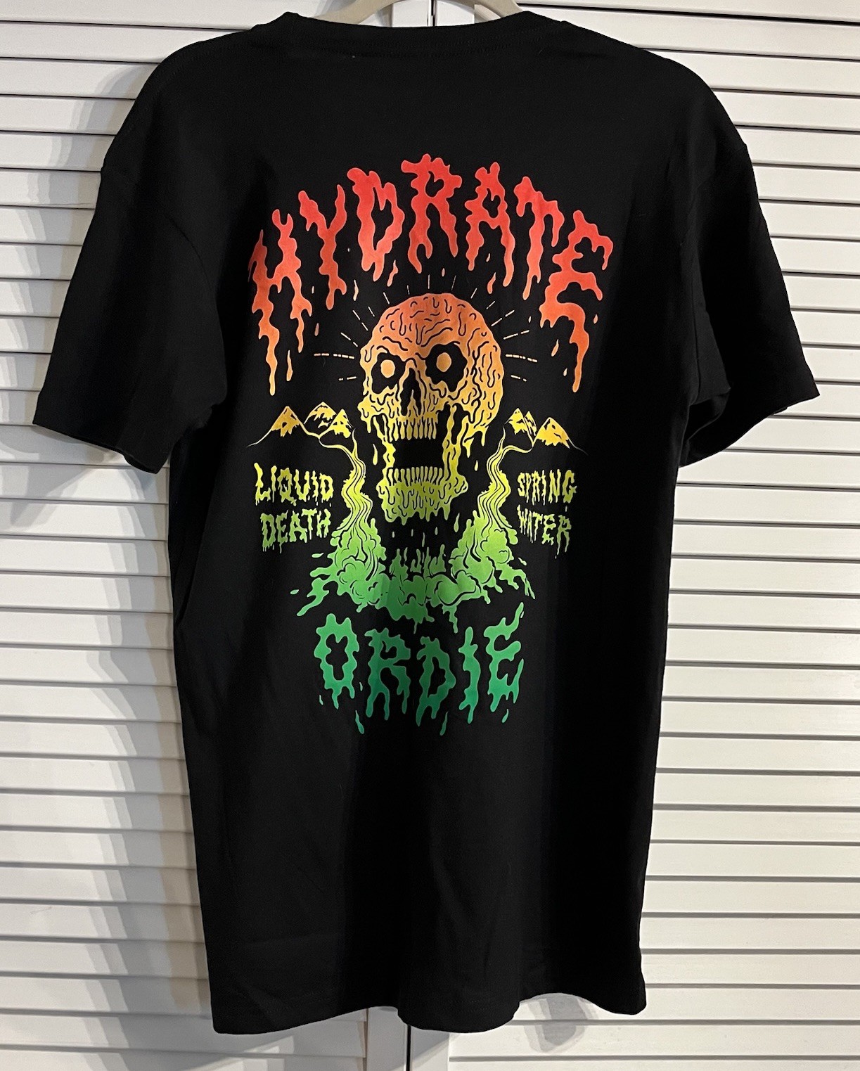 Liquid Death T-Shirt Men’s Size Medium Rasta Logo Black