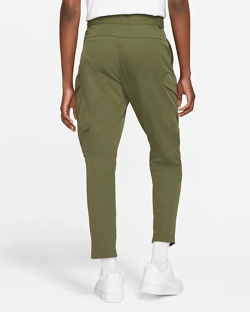 fictie Speciaal Merchandising Nike Sportswear Tech Essentials Men&#039;s Woven Unlined Cargo Pants Green  DH3866-326 | eBay