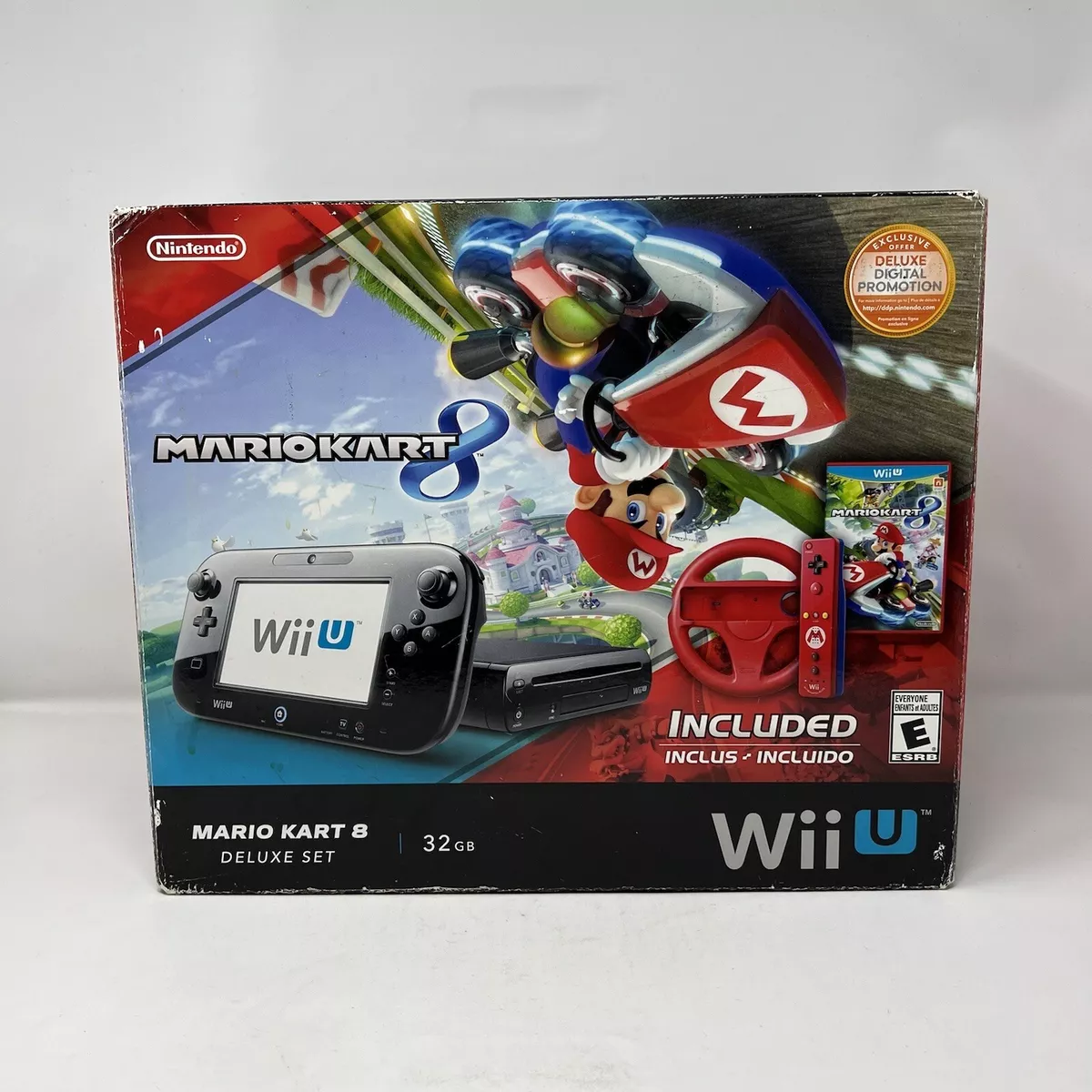 Nintendo Wii U Mario Kart 8 and Nintendo Land Deluxe Set 32GB (Black)