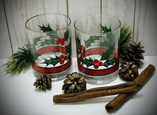 Vintage Christmas 1960s Holiday Libbey Holly & Berry Set Of 2 Glass Tumblers