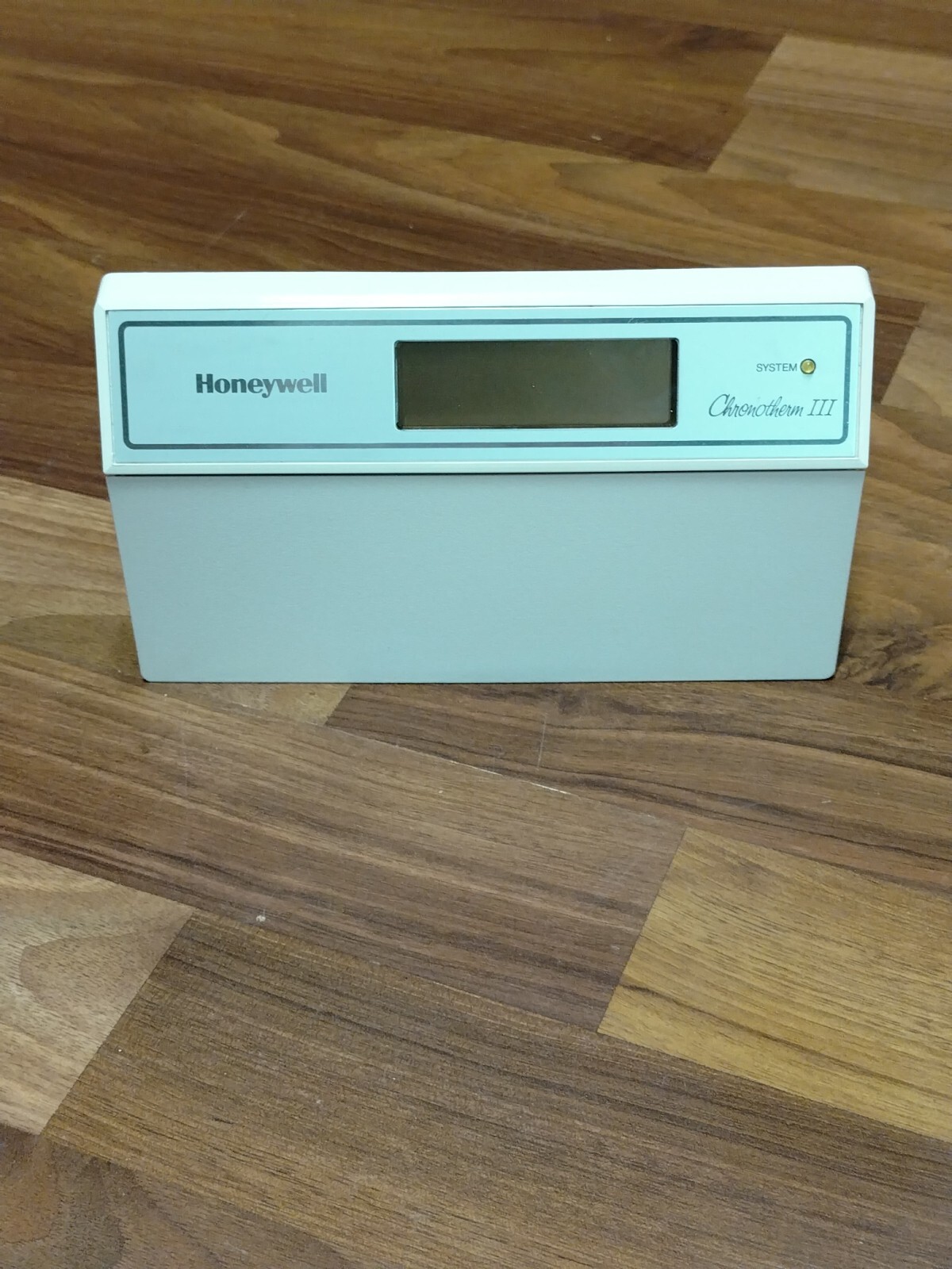 Honeywell Chronotherm III Programmable Thermostat T8600C D111 *Never Installed Inox Wind