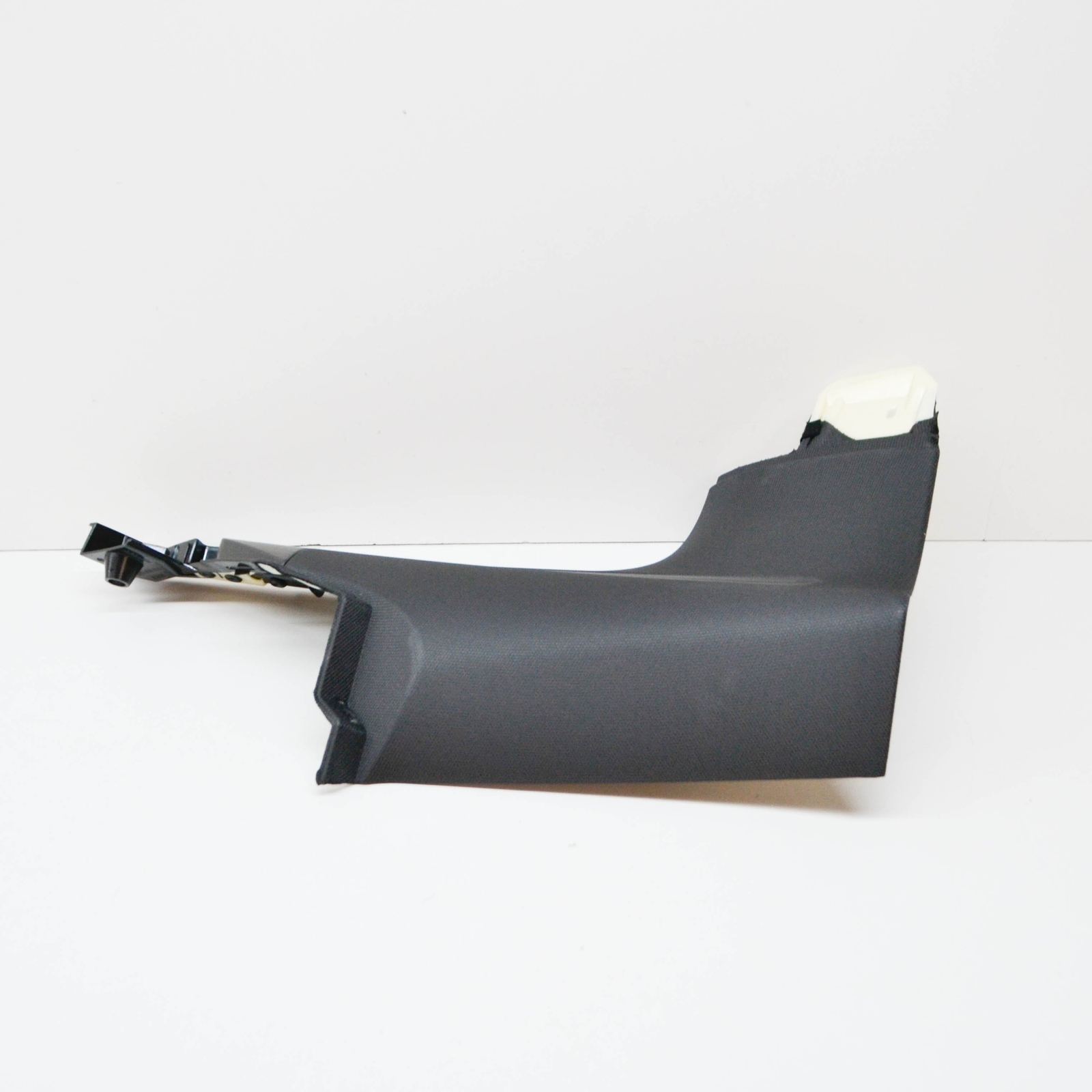NEW AUDI A4 AVANT B8 REAR LEFT D-TRIM 8K9867245V48 8K9-867-245-V48
