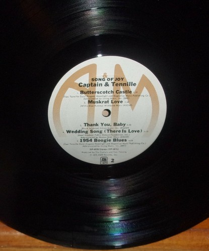 CAPTAIN & TENNILLE-Song of Joy-1st A & M SP-4570-Muskrat Love-NM- / NM Vinyl LP! - Picture 6 of 8