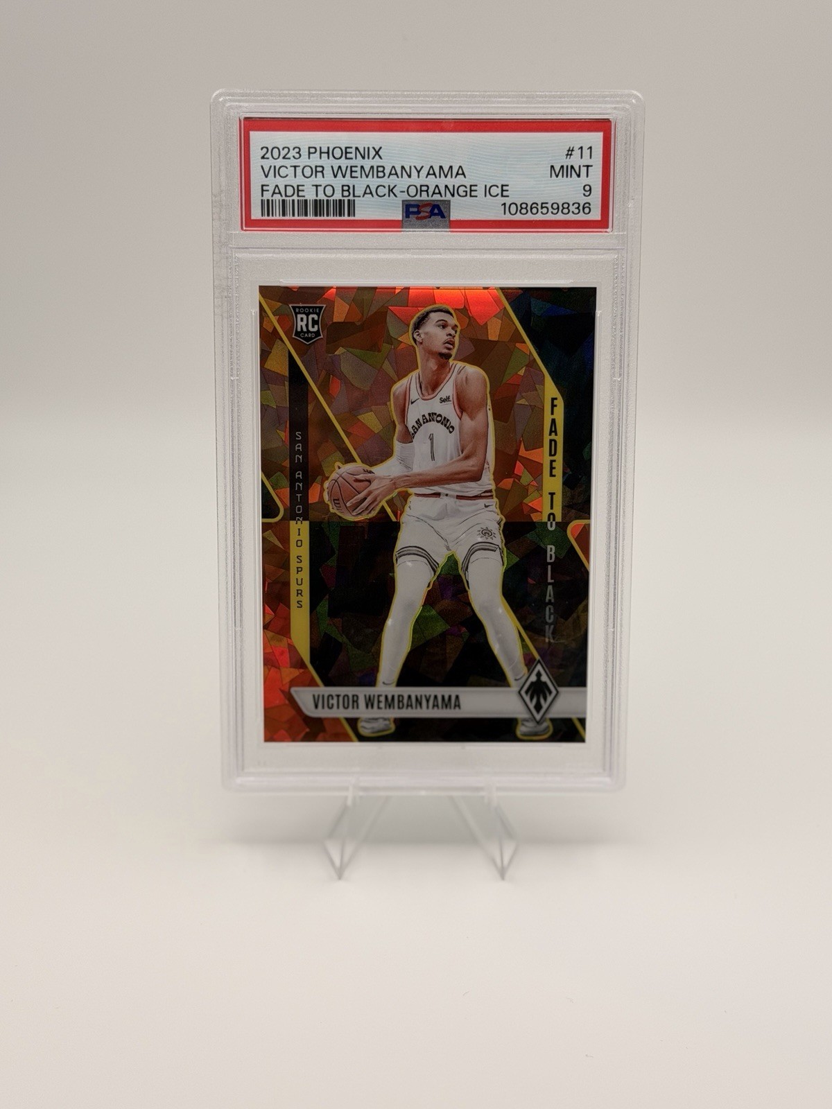 2023-24 Panini Phoenix - Fade to Black Victor Wembanyama #11 Orange Ice /249 RC