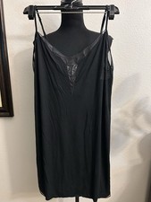 Victoria  s Secret Black Chemise Slip Dress with Mesh Trim Size Large EUC
