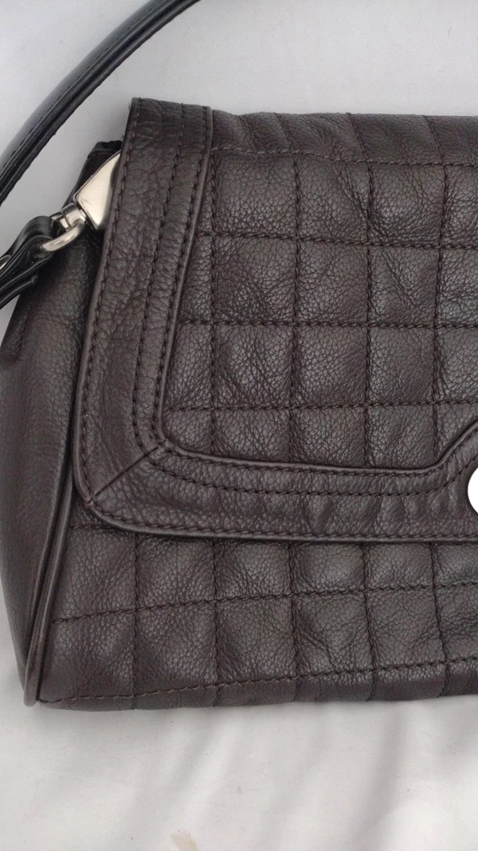 BCBGMAXAZRIA Shoulder Bag Womens Brown Quilted Turn Lock Pebbled Baguette Purse - Image 4 of 4