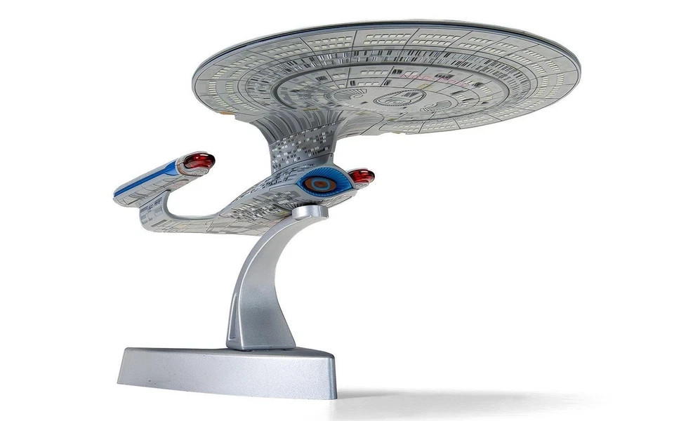 Corgi Star Trek USS Enterprise NCC-1701-D The Next Generation Diecast Model