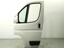 Porte avant et accessoires Fiat 130