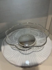 ❤ Elegance In Silver plated round Wire  Basket Scalloped Edge