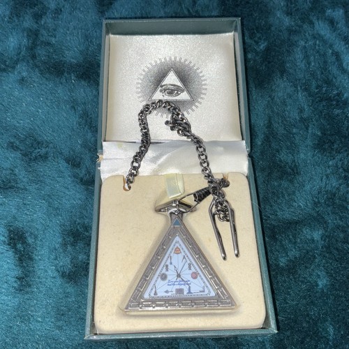 Masonic Triangle Freemason Master Free Mason Mens Quartz Pocket Watch w/ Chain