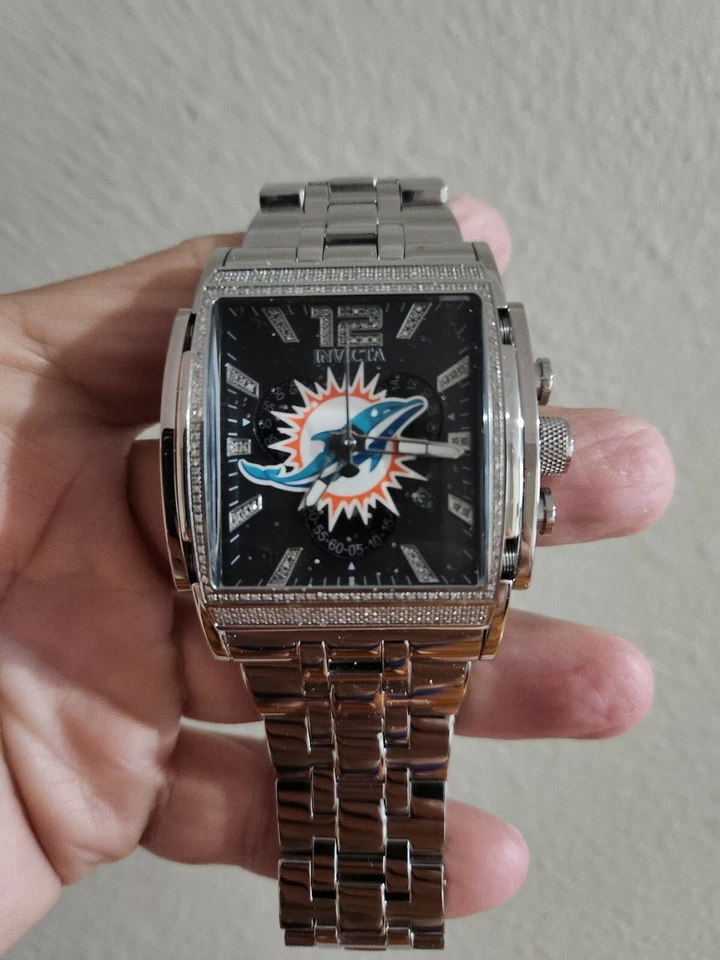 Reloj para hombre Invicta NFL Miami DOLPHINS 1,47 quilates diamante con esfera de nácar Foto 3 de 4