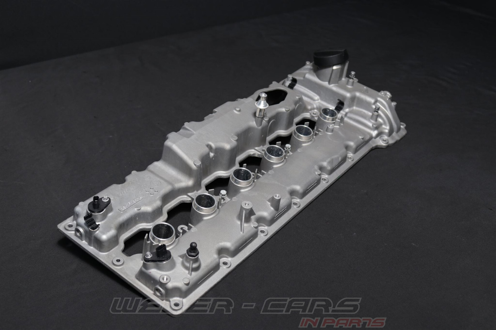 9453761 Valve Cover Cylinder Head Hat Cylinder 1-6 BMW 7er G12 LCI  