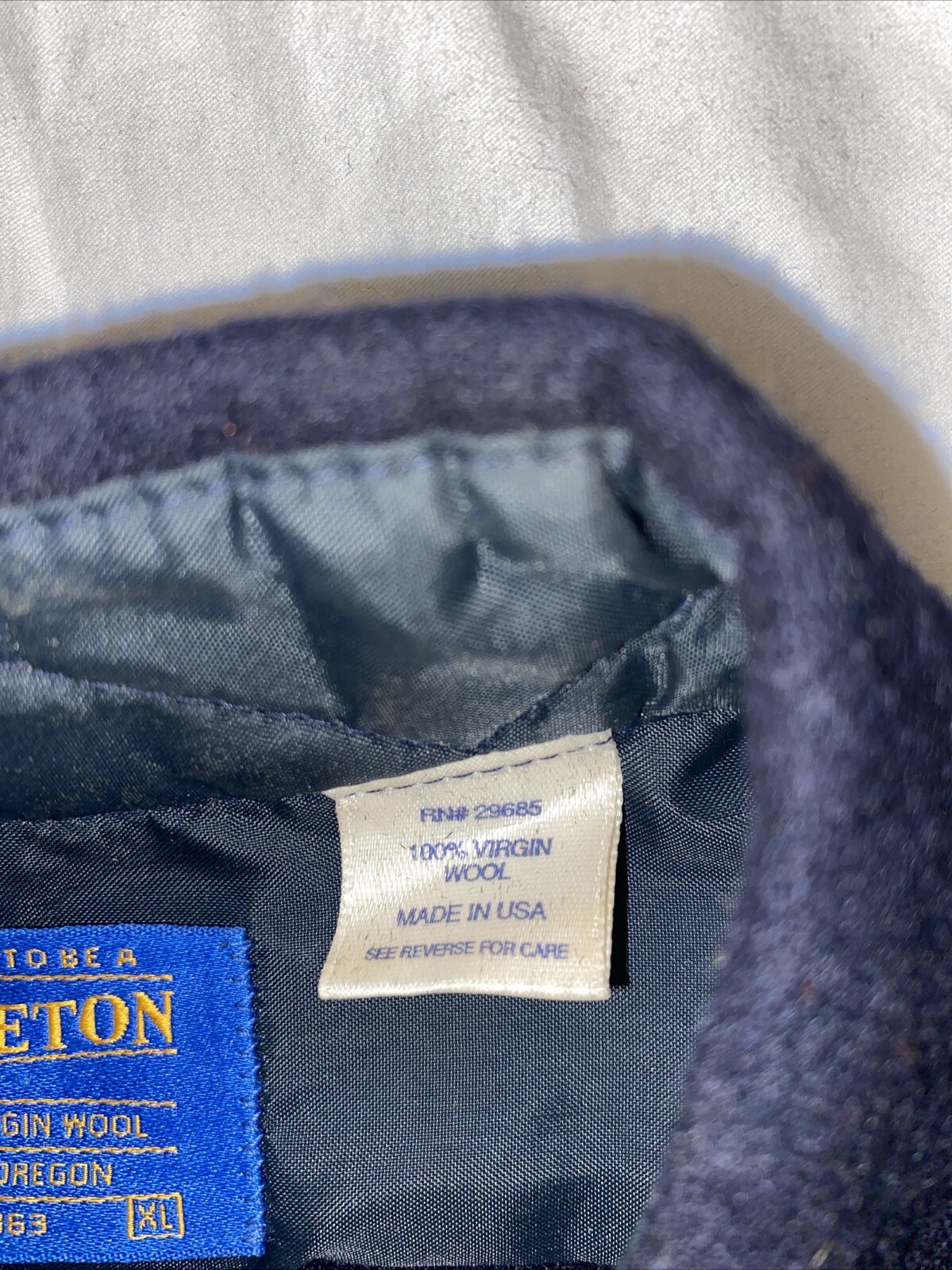 Pendleton men’s extra large virgin wool shirt Wit… - image 5