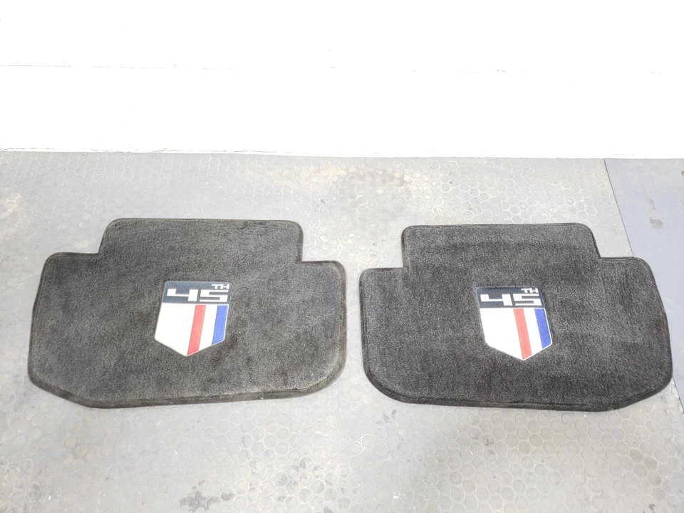 Juego de 4 alfombrillas Camaro 45 aniversario Foto 4 de 4