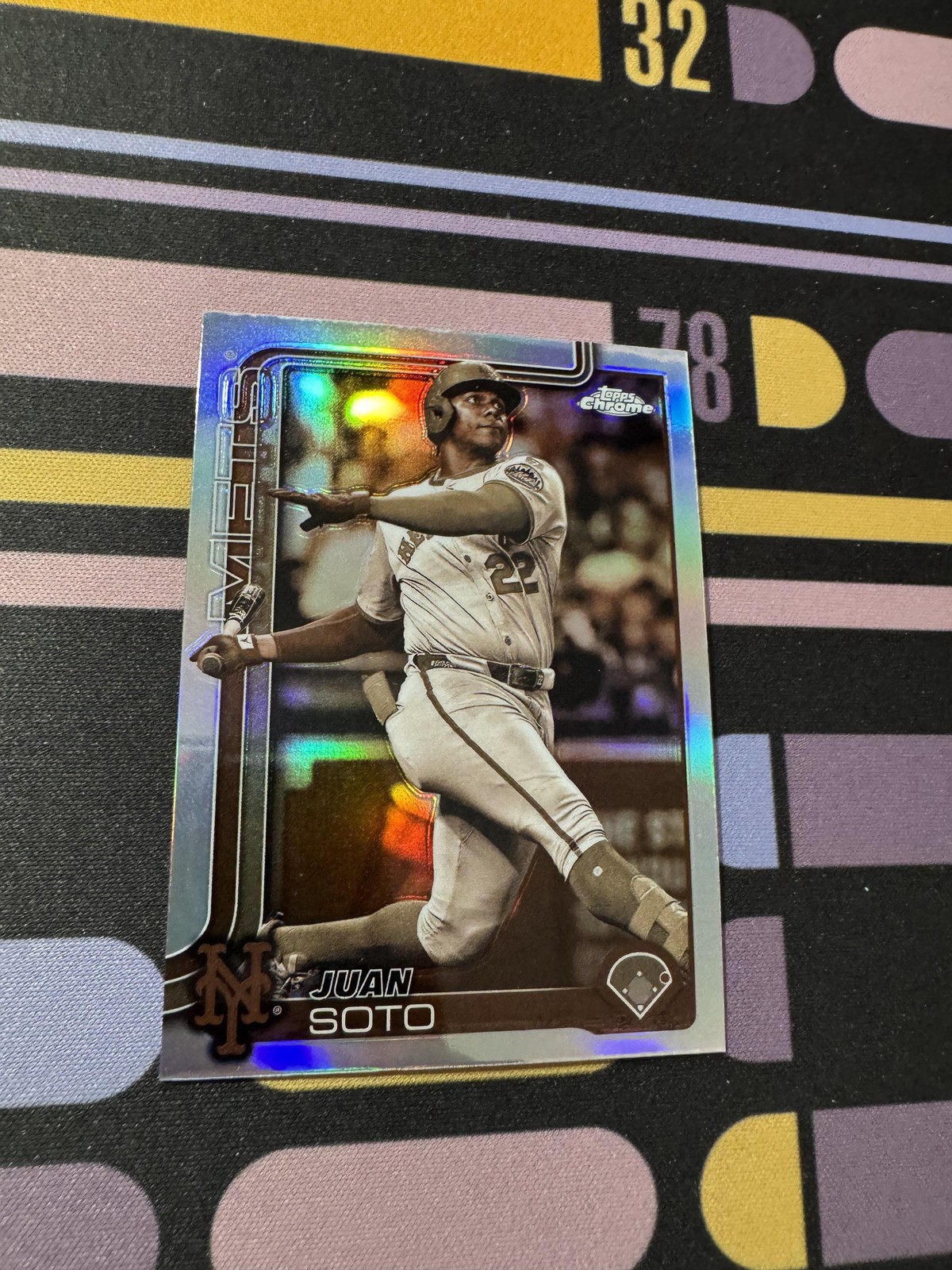 2025 Topps Chrome #200 Juan Soto Sepia Refractors