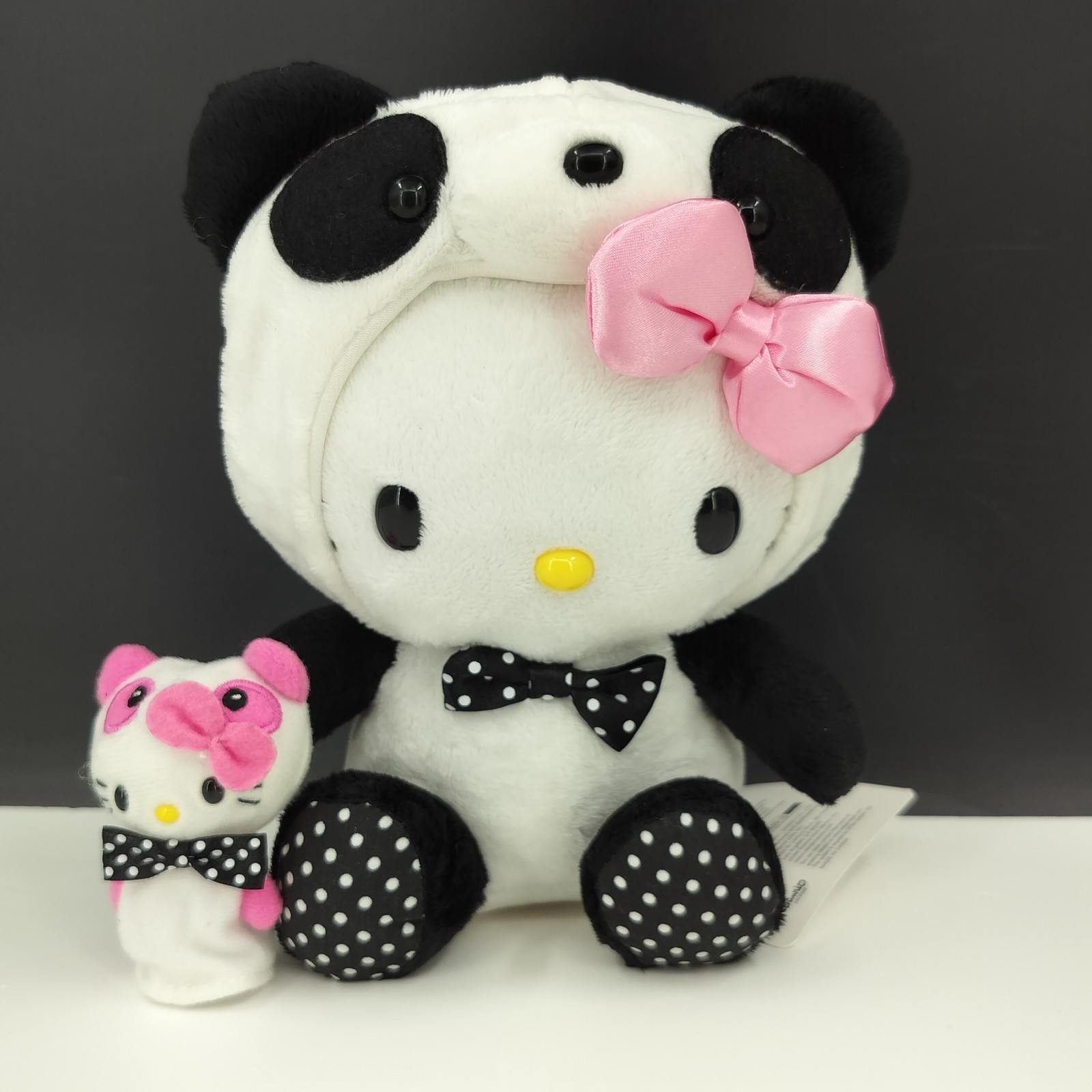 2011 HELLO KITTY Sanrio 8" Panda Disfraz Gatito Dedo Libre Panda Marioneta